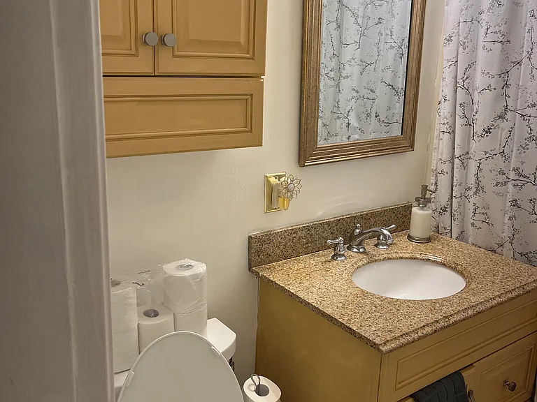 237 Lake St #1 — Photo 5