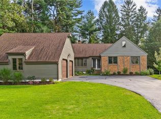 24 Wood Cove Dr, Coventry, RI 02816