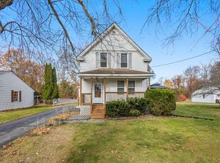 30 Hawthorne St, Auburn, MA 01501