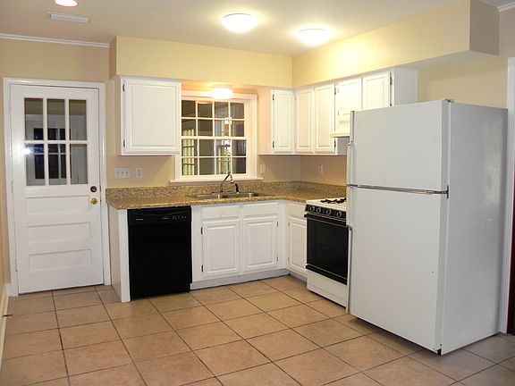 2nd image of 3675 Kearney Ave