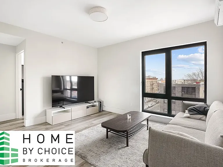 1510 Gates Ave #502 — Photo 4
