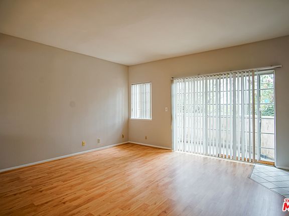 3rd image of 17125 S Vermont Ave Unit 2