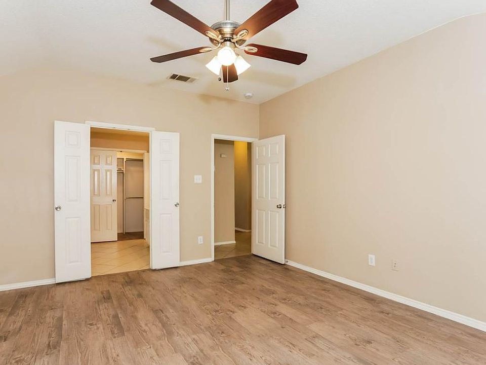 1st image of 610 Saint Eric Dr
