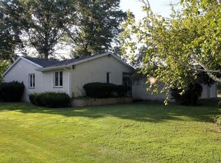 2 Columbus Rd, Streator, IL 61364