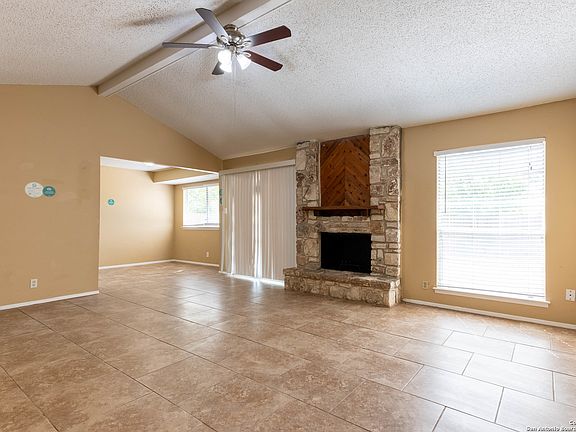 5th image of 5923 CLIFFBRIER DR