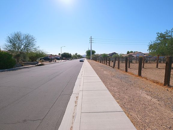 4th image of 1015 W Union Hills Dr