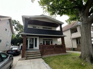 2029 Elbur Ave, Lakewood, OH