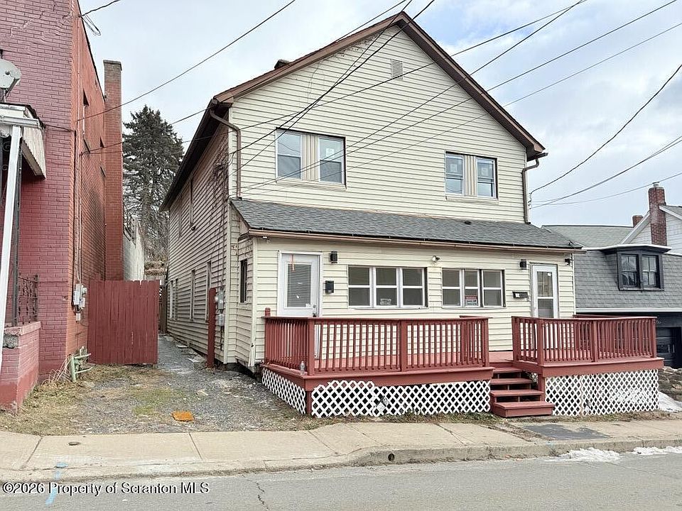 1st image of 212 Center Ave