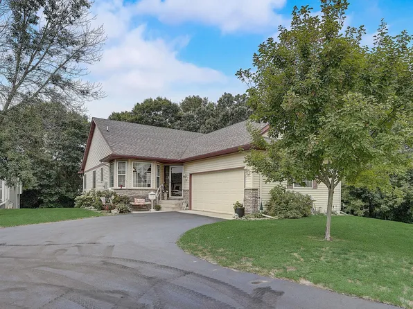 1110 Melody Ct NW, Isanti, MN 55040