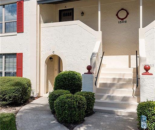 4th image of 1506 S Pointe Dr APT A