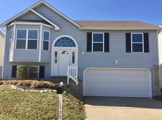 1739 Knoll Ter, Saint Peters, MO 63376