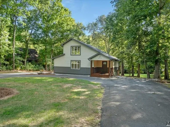 474 Beechwood Dr, Bracey, VA 23919