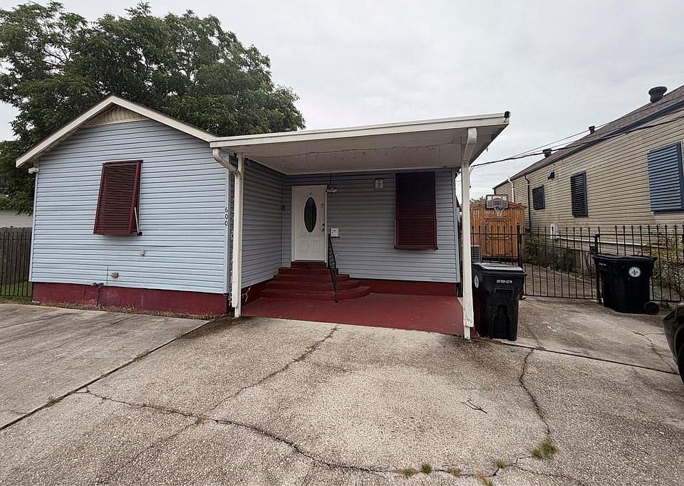 1st image of 600 Wagner St