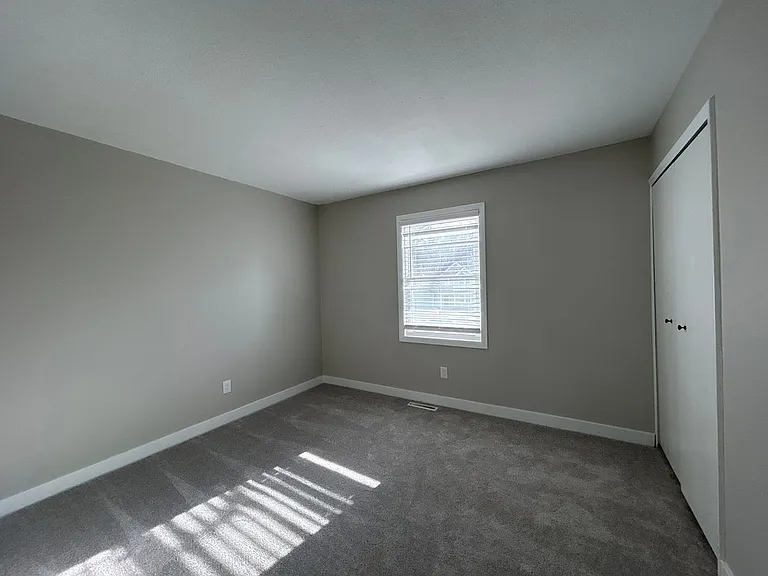 5017 Birchwood Ln — Photo 15