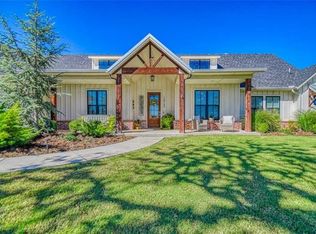 10740 N Country Dr, Edmond, OK 73034