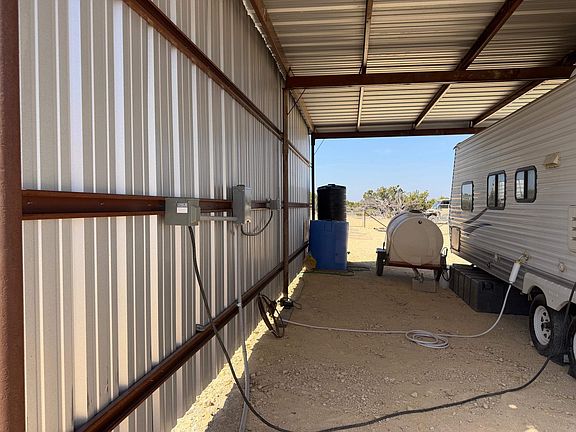 4th image of 21 High Lonesome Rd #21