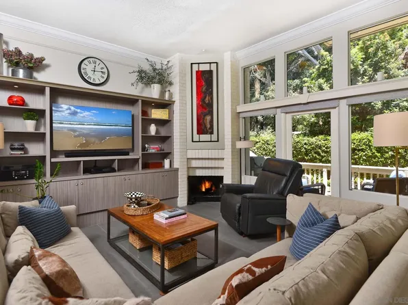 7978 Caminito Del Cid, La Jolla, CA 92037