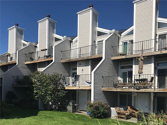 2nd image of 64 Bywater Ln