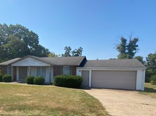 1762 Smizer Station Rd, Fenton, MO 63026