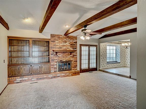 5th image of 313 W Grand Teton Ct