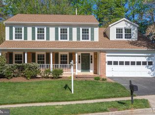 6716 Passageway Pl, Burke, VA 22015