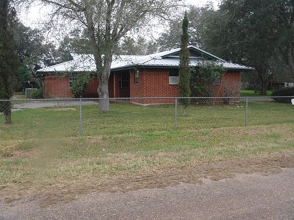 3rd image of 175 Veltri St