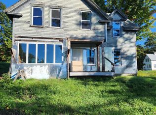 40 School St, Brooks, ME 04921