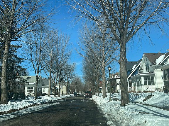 5th image of 121 Maria Ave