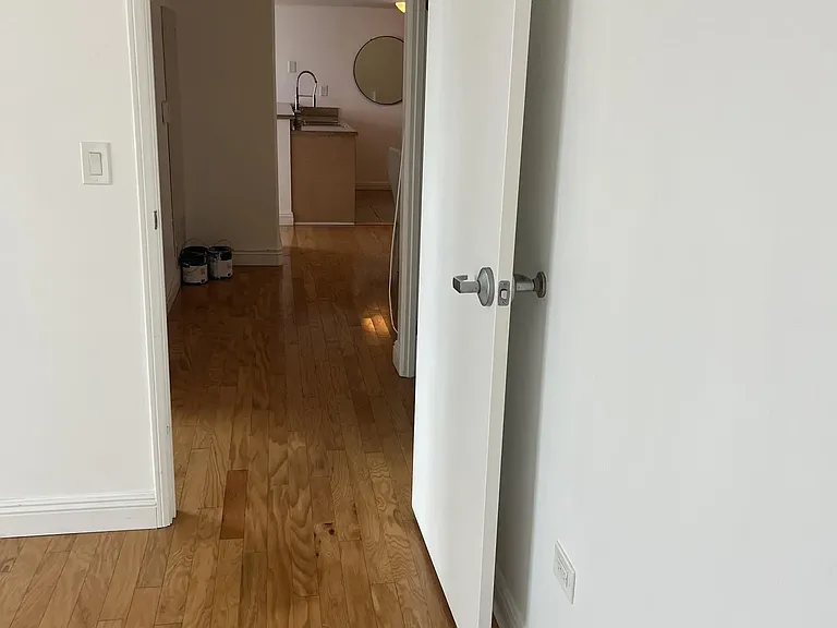 425 W Beech St #1556 — Photo 26