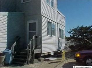 137 E 4th St #C, Ship Bottom, NJ 08008