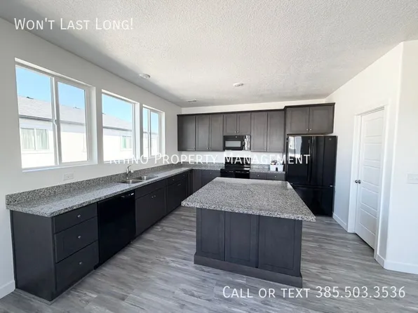 4673 W Miramonte Way #82, Kearns, UT 84118