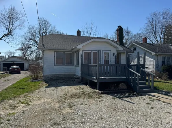 1425 S Burlington Dr, Muncie, IN 47302