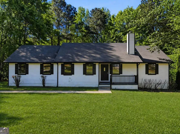 7145 Stonecreek Dr, Douglasville, GA 30134