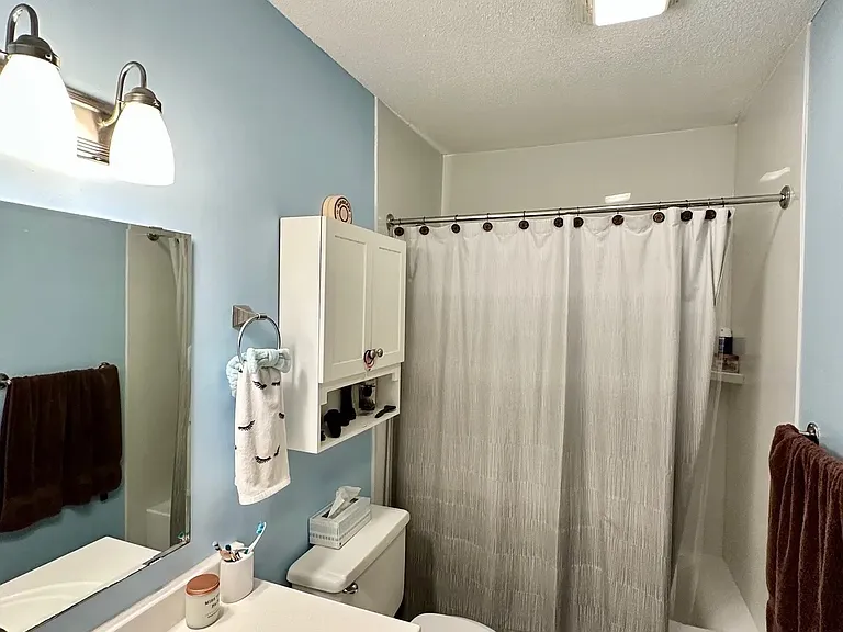 1001 Twin Circle Dr #1001 — Photo 2