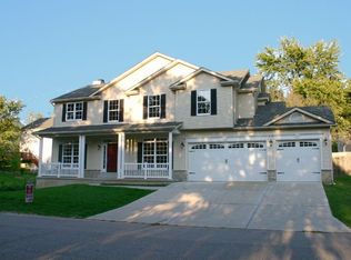 960 Grupp Rd, Saint Louis, MO 63131