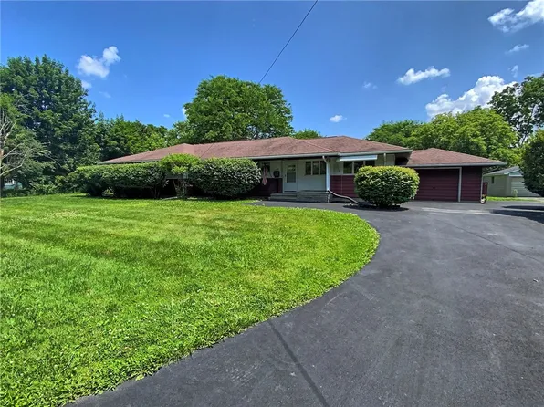 220 Elmwood Ave, Newark, NY 14513