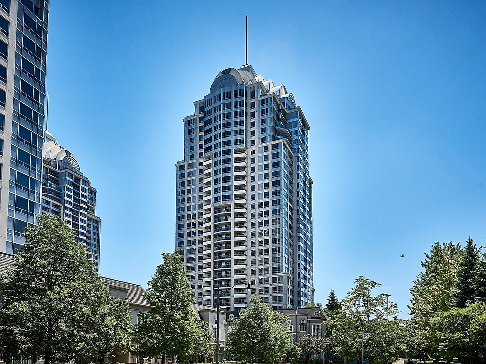 1 Rean Dr #908
