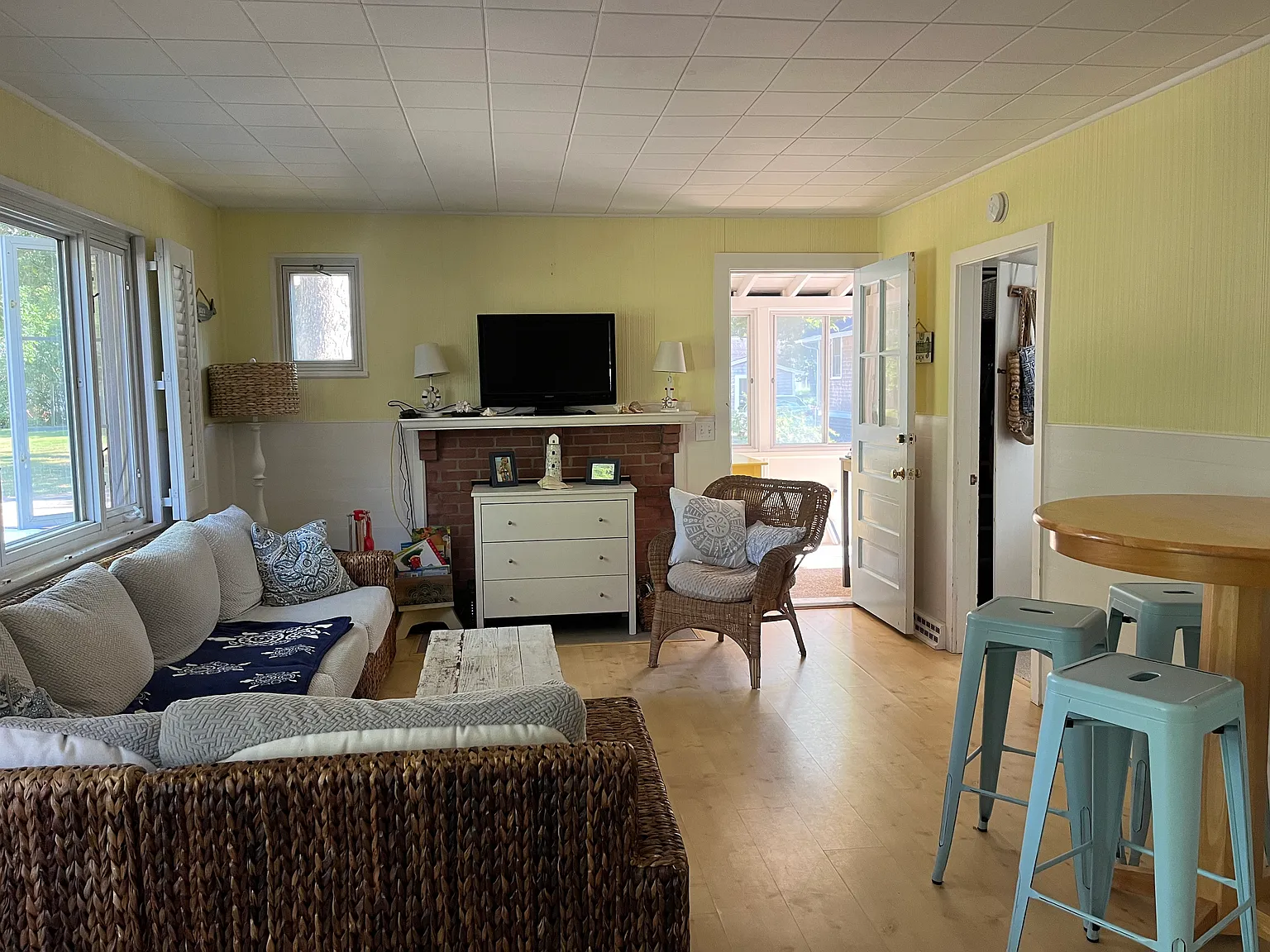 101 Silver Beach Ave — Photo 4