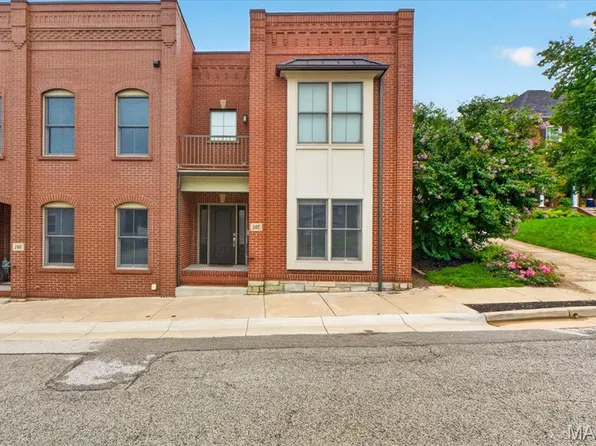 107 E Main St, Washington, MO 63090