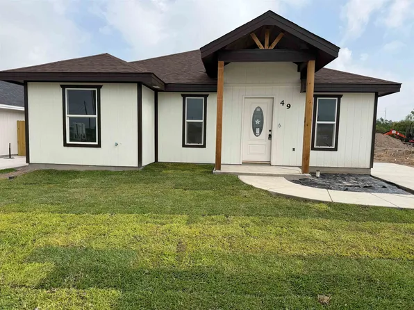 49 Gilberto St, Del Rio, TX 78840