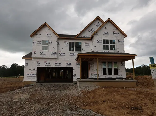 534 Creekside Loop S, Pataskala, OH 43062