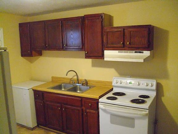 4th image of 610 Alta Vista Ave