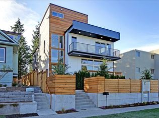 7121 34th Ave SW, Seattle, WA 98126