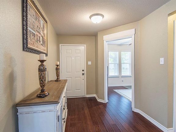 2nd image of 6928 Bountiful Grove Dr
