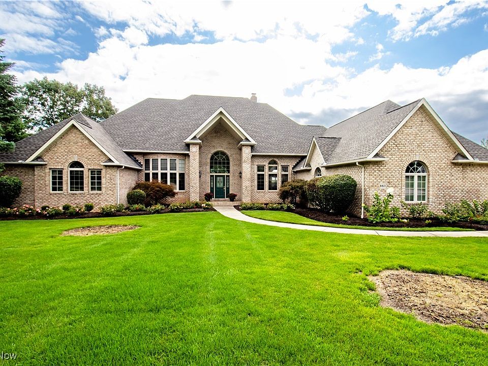 1st image of 8821 Virginia Dr