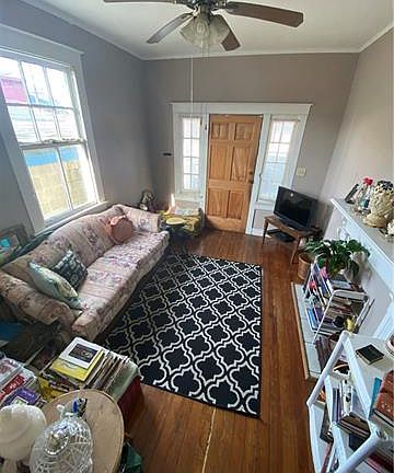 3rd image of 1828-30 7th St