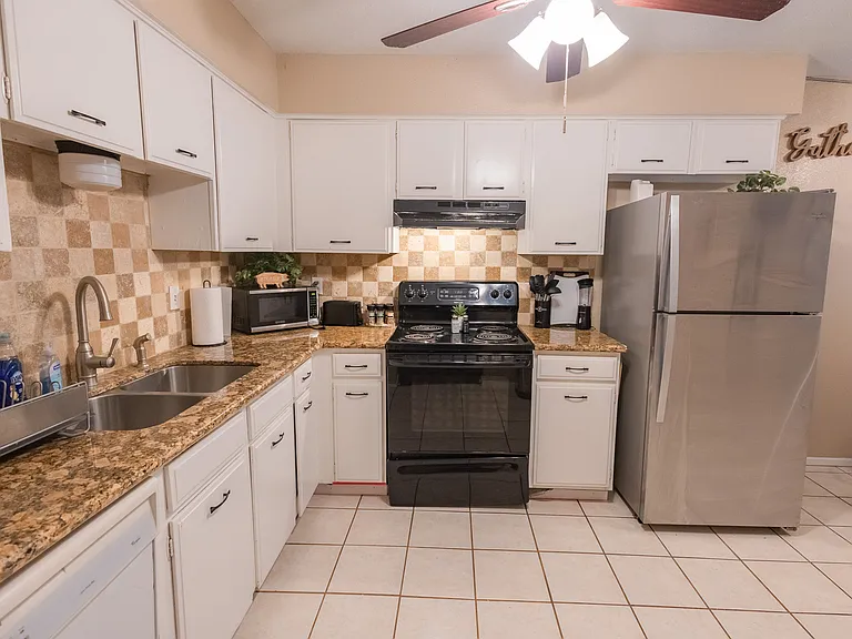 1714 Leona Dr — Photo 13