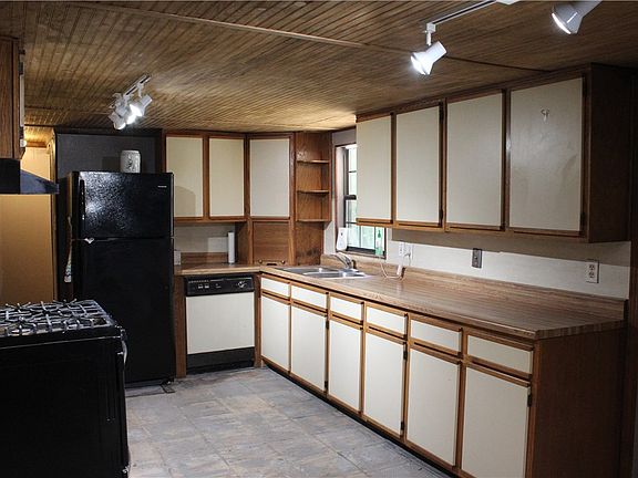 3rd image of 419 Serenity Dr