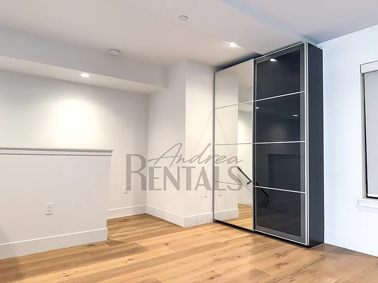 2747 San Pablo Ave #216 — Photo 13
