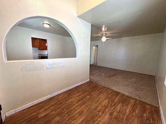 3rd image of 1534 W 206th St APT A